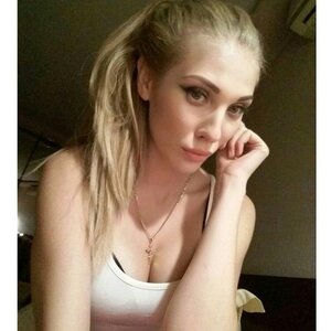 Julia Holina
