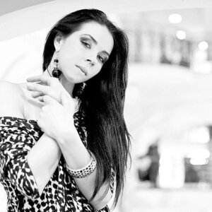 Елена Elena Знакован