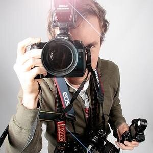 Victor Photo