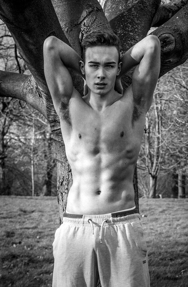 Фото Tobias tobsen B