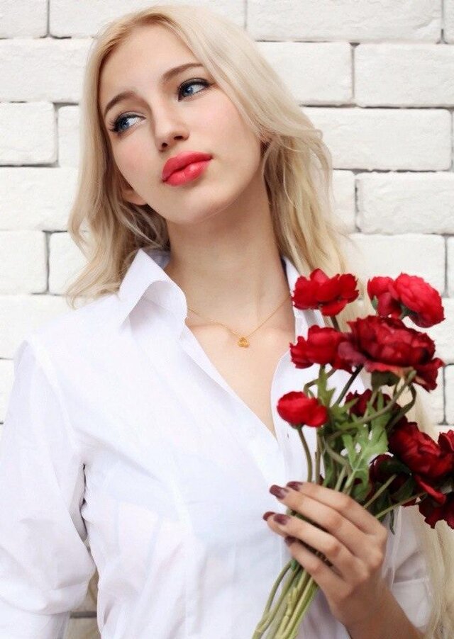 Sveta Luo's photo