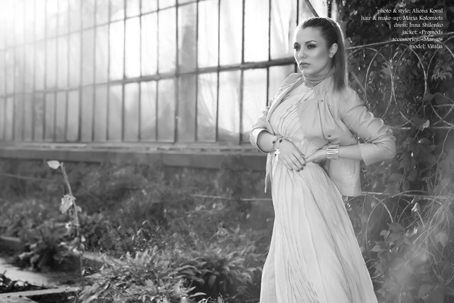 photo & style: Aliona Koval hair & make-up: Maria Kolomiets dress: Inna Shilenko model: Vitalia