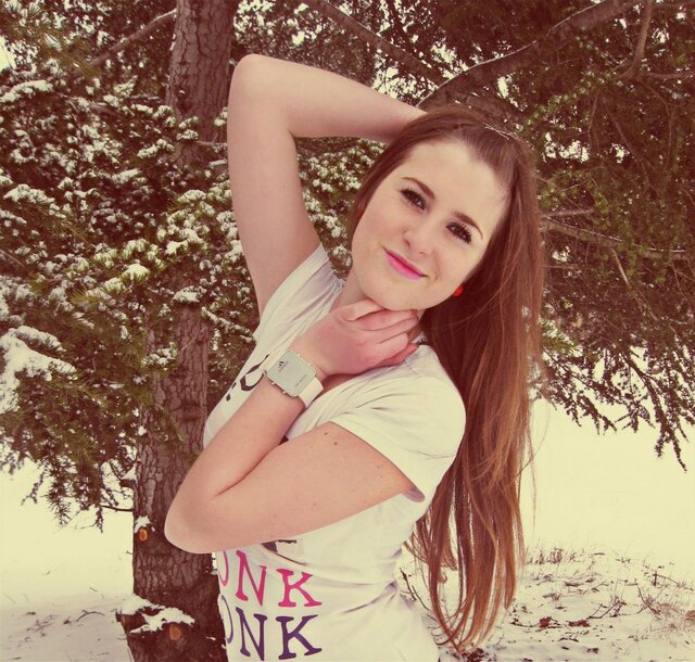 Veronika Davydova's photo