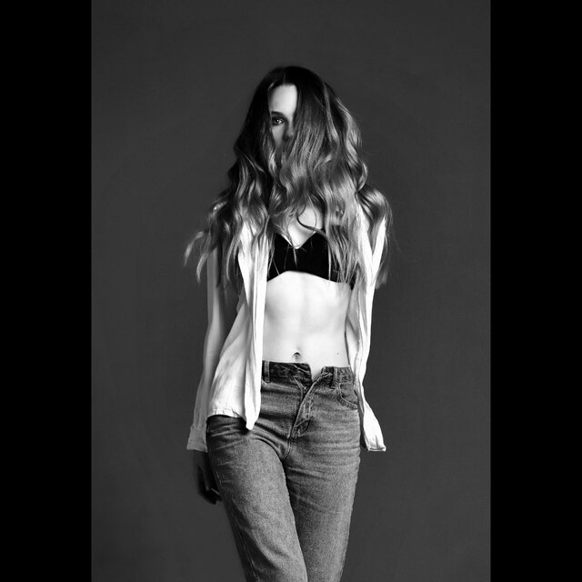 Fashion model, White, Standing, Model, Shoulder, Clothing, Waist, Beauty