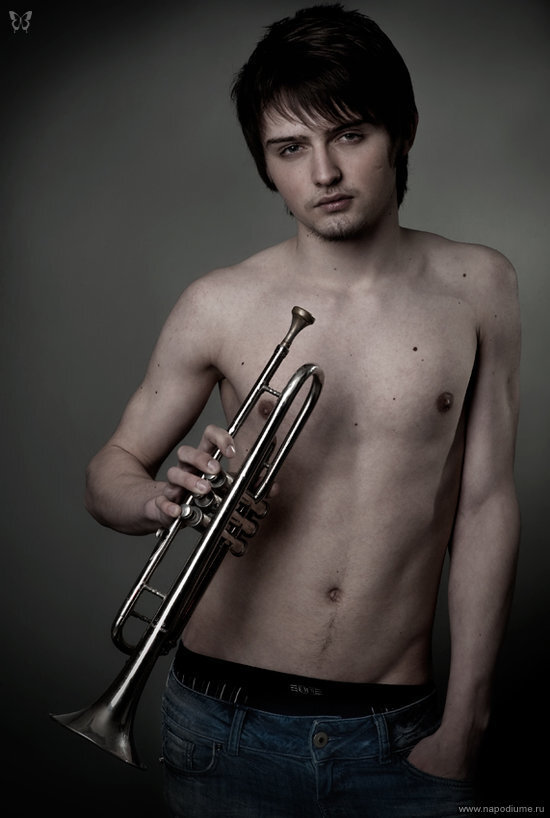 модель-Artem  Krause 
http://napodiume.ru/profile/605540