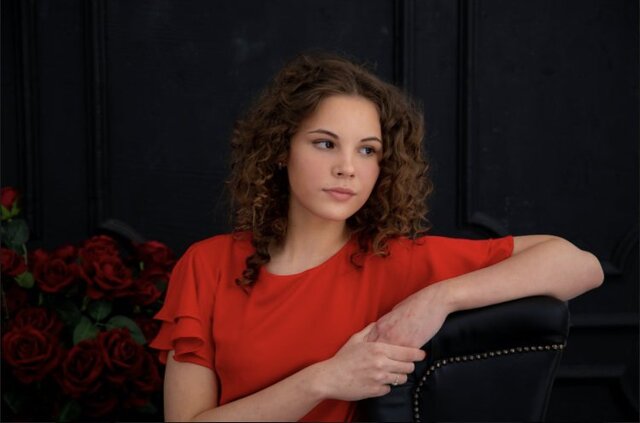 Alena Homakova's photo