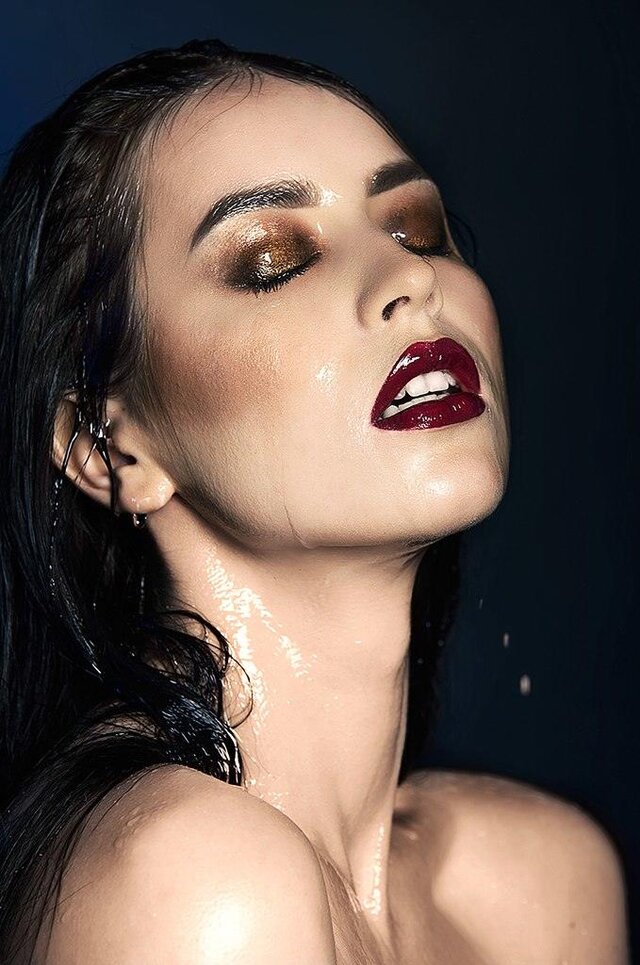 Фото Изабелла Комарова
