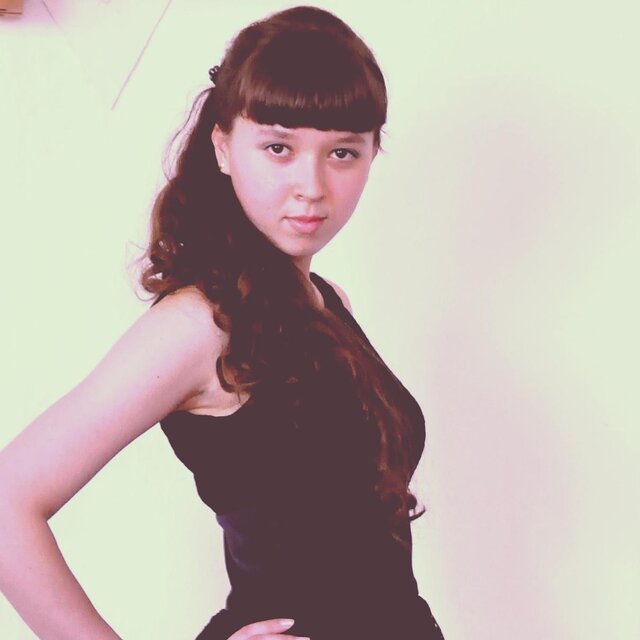 照片Rozalina Vahitova
