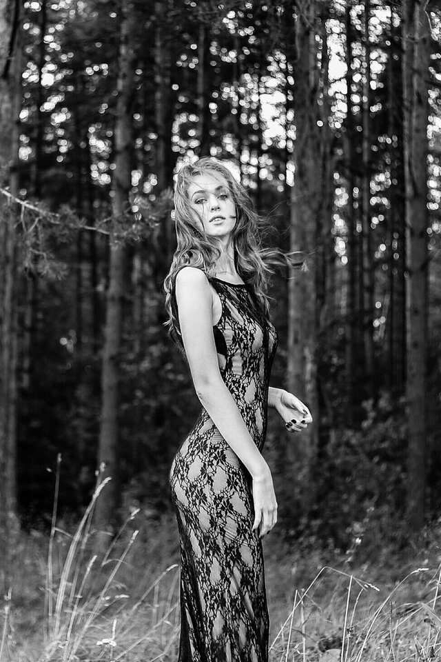 People in nature, Nature, Tree, Black, Black-and-white, Natural environment, Lady, Beauty