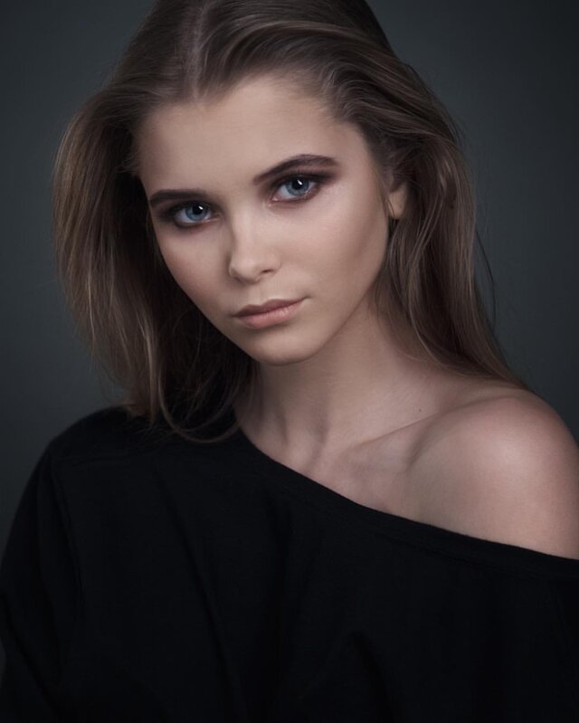 Foto Alla Bruletova