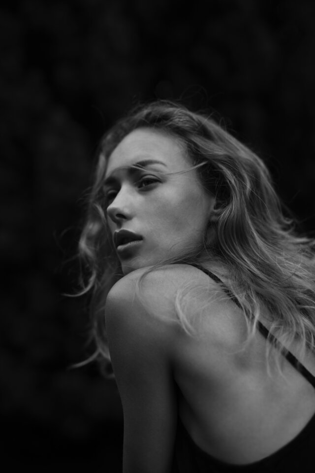 Test, Modeltest, Shoot, Street, Naturallight, Classic, Beauty, Fashion, Black, Dress, Blackandwhite, Style, Photography, Edge, Rawstyle, Blackfashion, Rock, Nomakeup