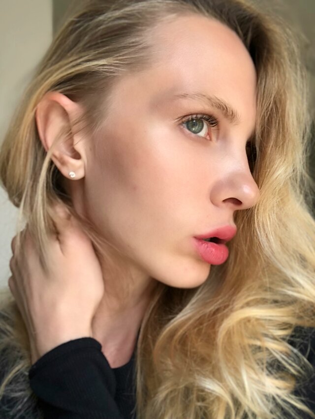 照片Elena Jarkina