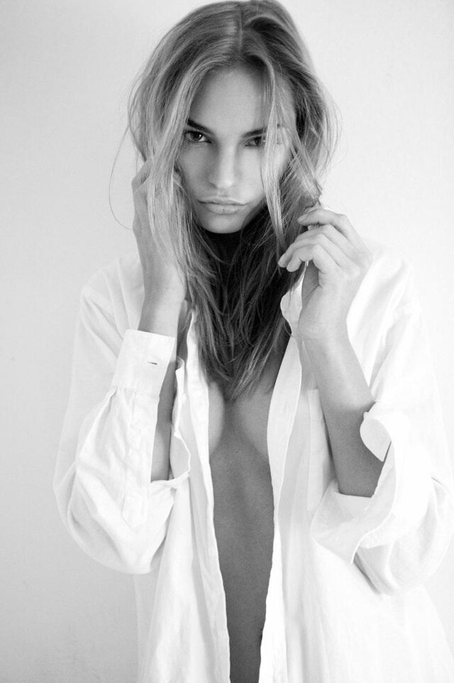 照片Sabrina Konti