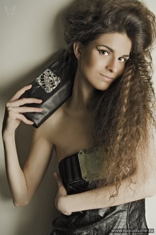 Фото ANATOLY STYLIST MAKE-UP MODEL
