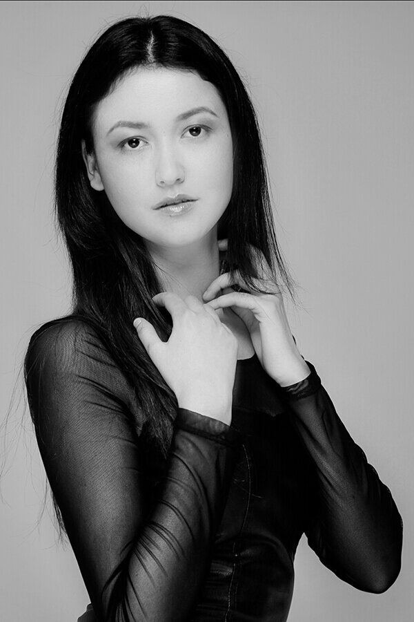 Foto Nika Almatova