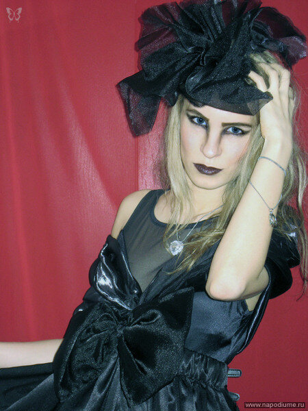 BACKSTAGE