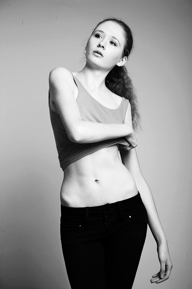 照片Yaroslava Podvalnaya