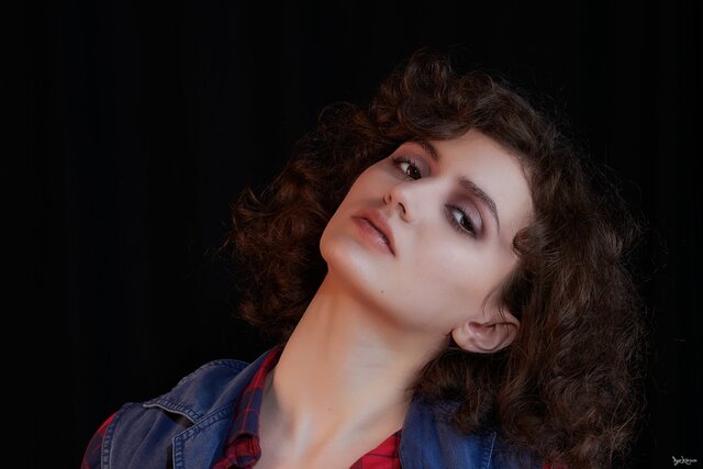 Фото Ali Bouclé