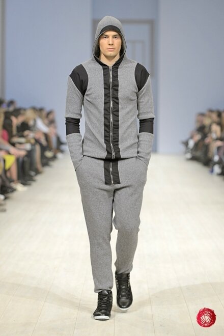照片Aleksandr Skoropljas