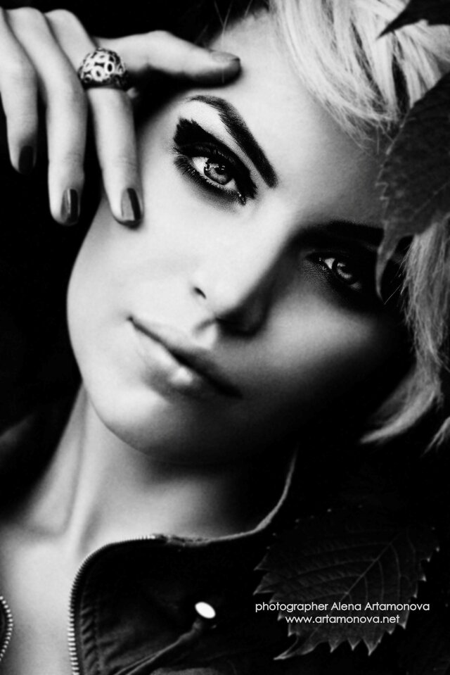 Alena Ray's photo