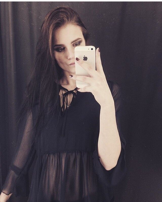 照片Anna Ermosina