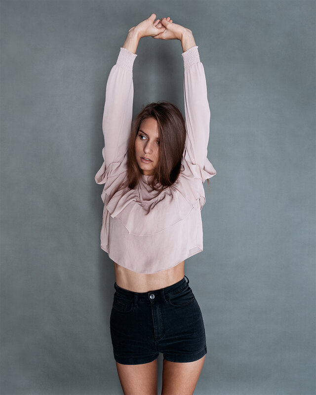 照片Alexandra Natalevich