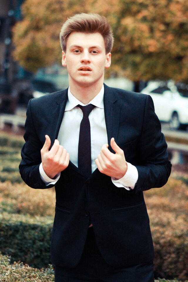照片Maksim Ishhenko
