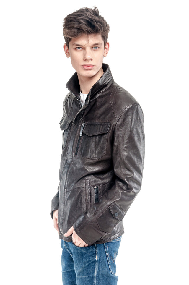 照片Valentin Vasanovic