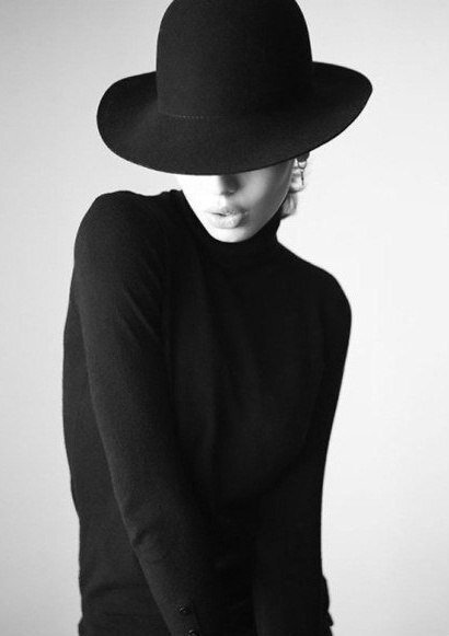 Victoria's photo