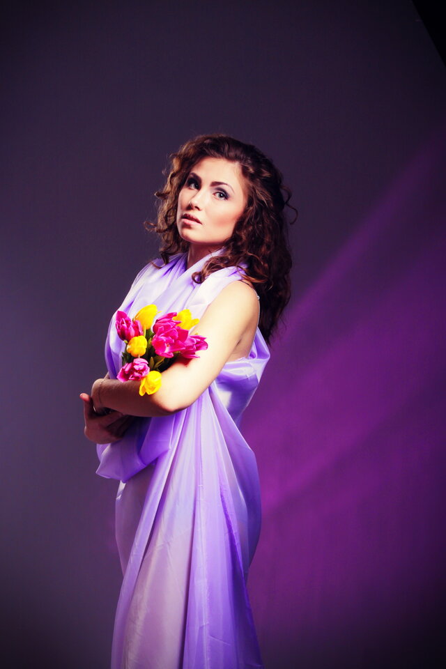 照片Anna Netovich