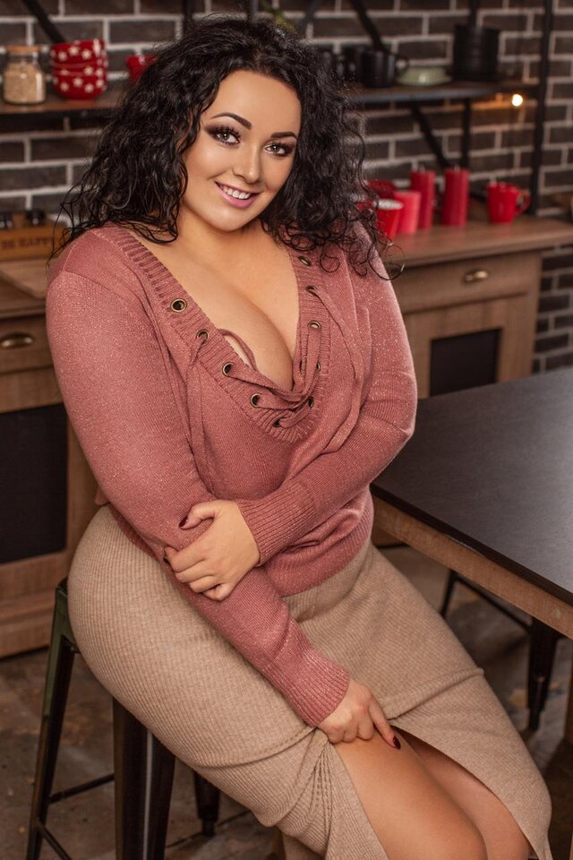 Фото Olga Plus-size model Trokhonenko
