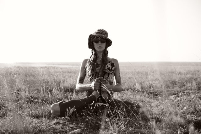 Julia Acid's photo