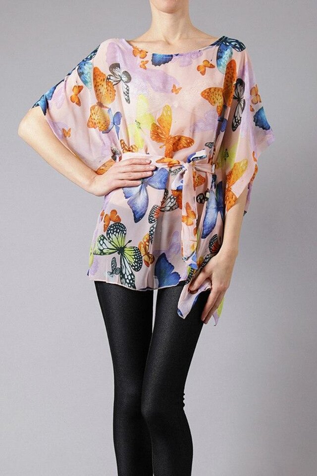 Model .'s photo