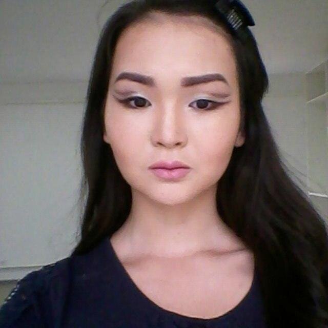 照片Gulnaz Isakova
