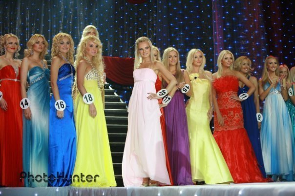 miss blonde ukraine 2009
