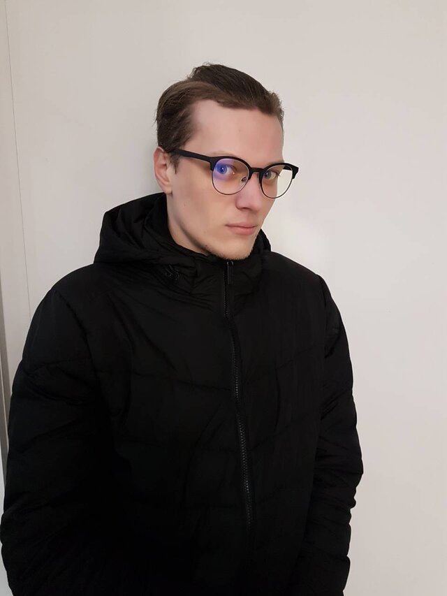 照片Maksim Arosenko