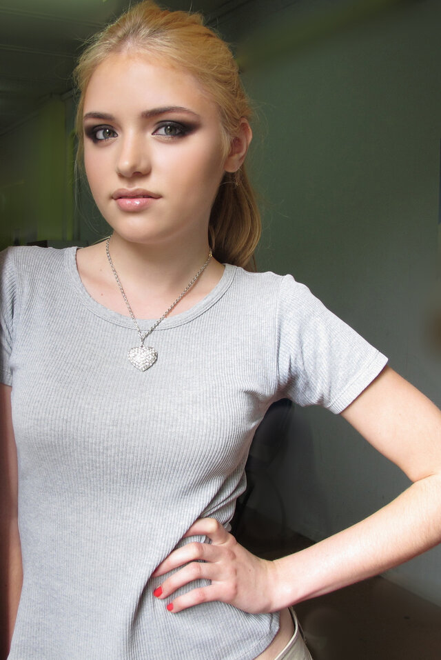 照片Lyubov