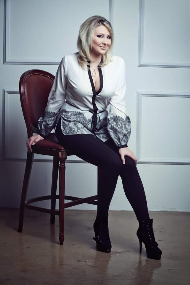 Фото Евгения Plus_Size_model_Jane_Sharipova Шарипова