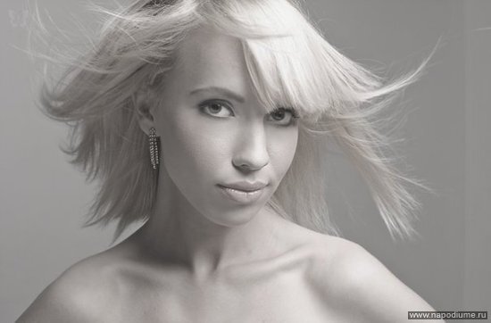 Studio,  Make Up