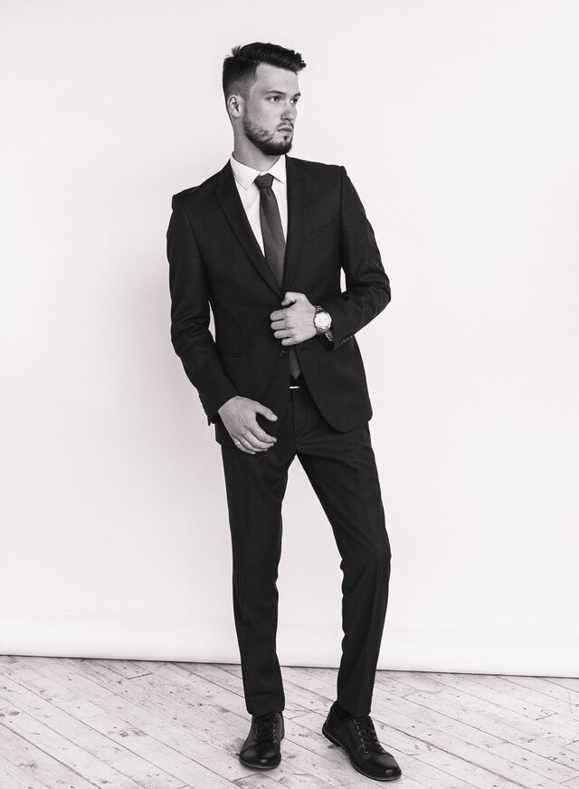 照片Aleksandr Kobzev