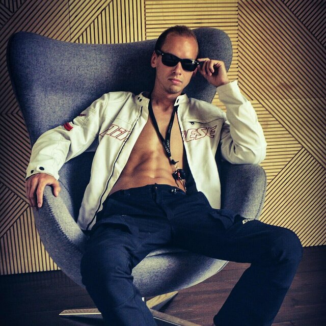 Foto Alexander But