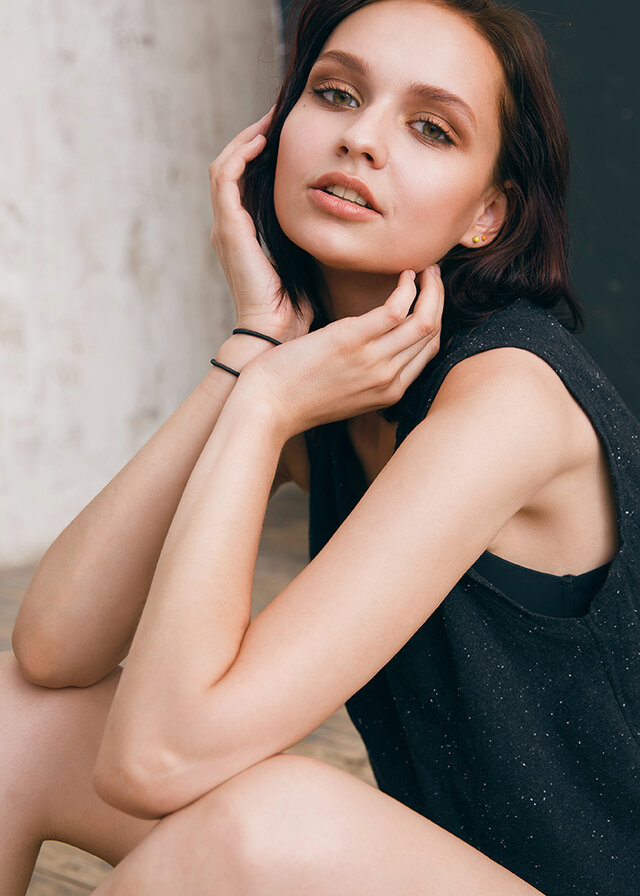照片Nadezda Mastic