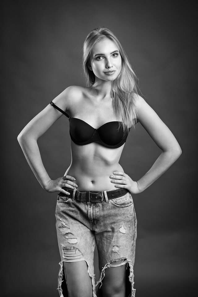 Аня