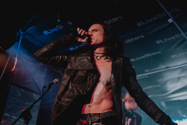 ILya Lachinio's photo