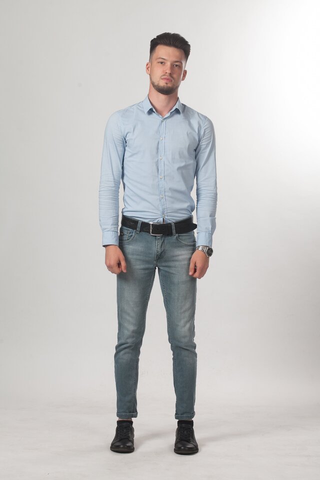 照片Aleksandr Kobzev