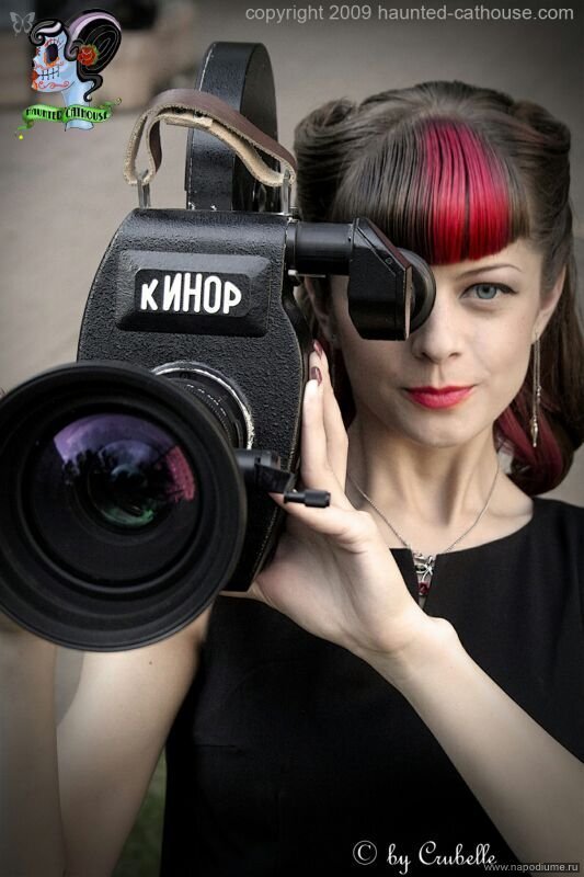 Photographer: Crubelle
Для haunted-cathouse.com