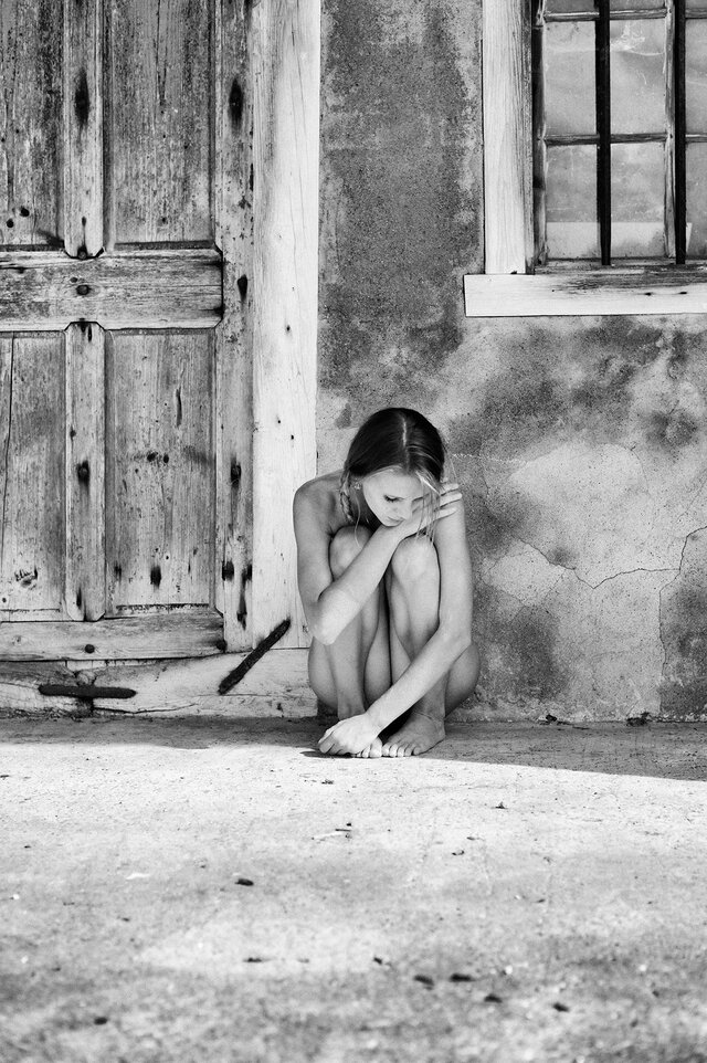 Model: Olena H.
