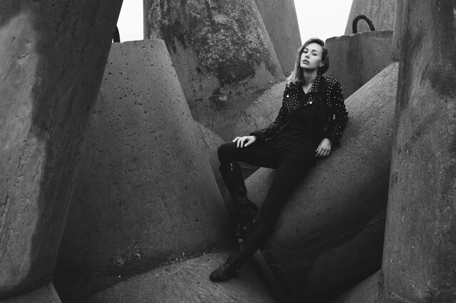 Classic, Beauty, Fashion, Black, Dress, Blackandwhite, Style, Photography, Edge, Rawstyle, Blackfashion, Rock, Nomakeup