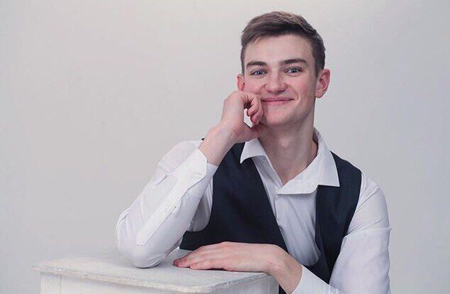 Фото Артемий Лямзин