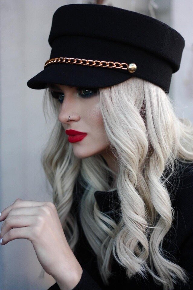 Clothing, Hat, Lip, Fedora, Beauty, Fashion accessory, Headgear, Costume hat, Blond